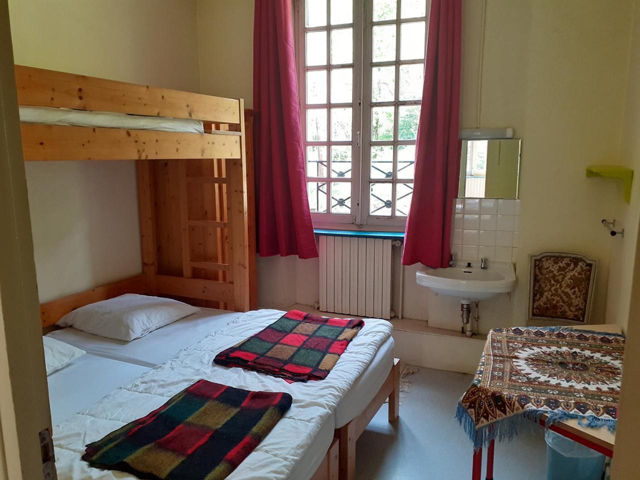 Le Moulin De Saleth Hotel Saint-Antonin Room photo
