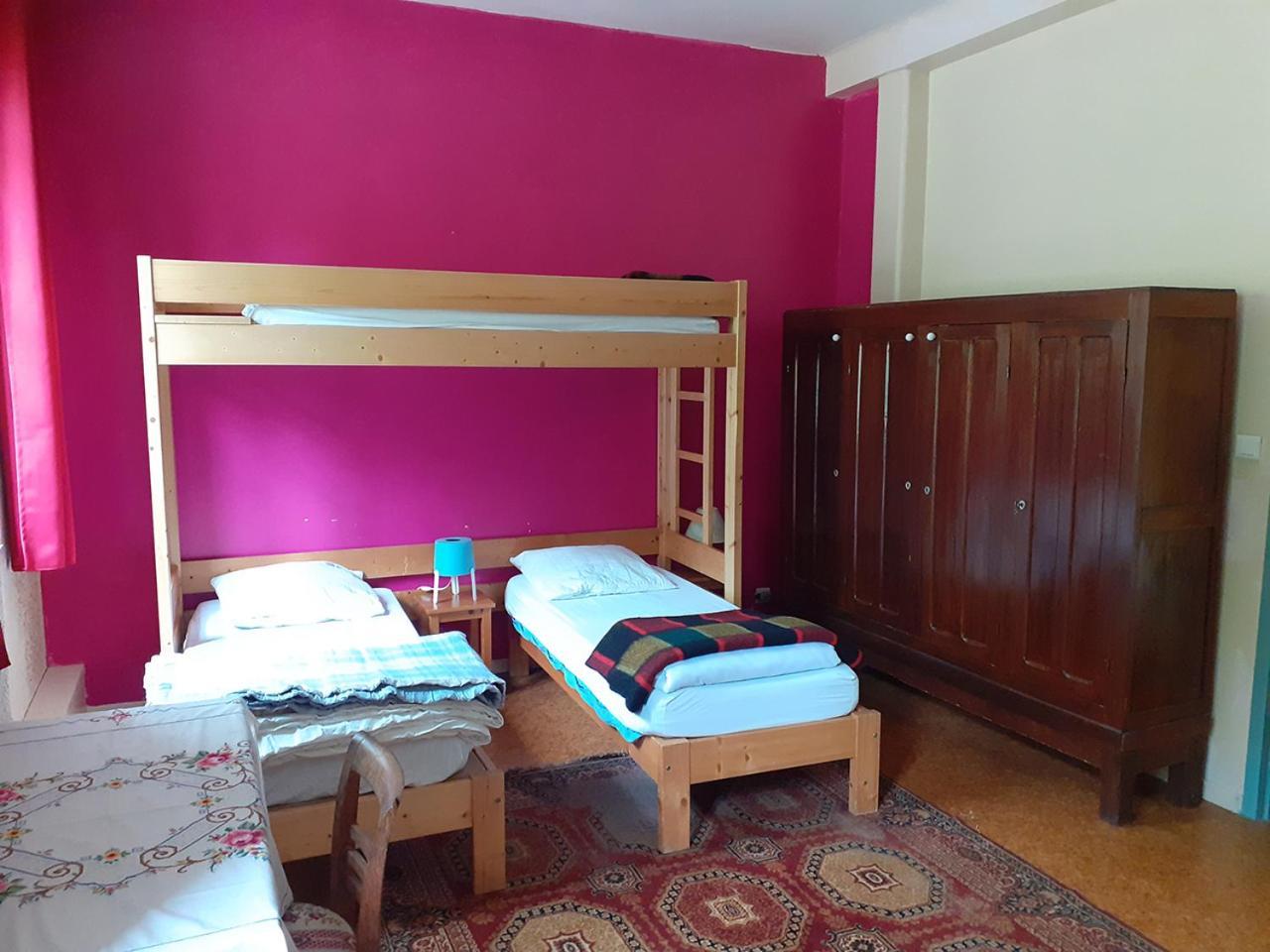 Le Moulin De Saleth Hotel Saint-Antonin Room photo